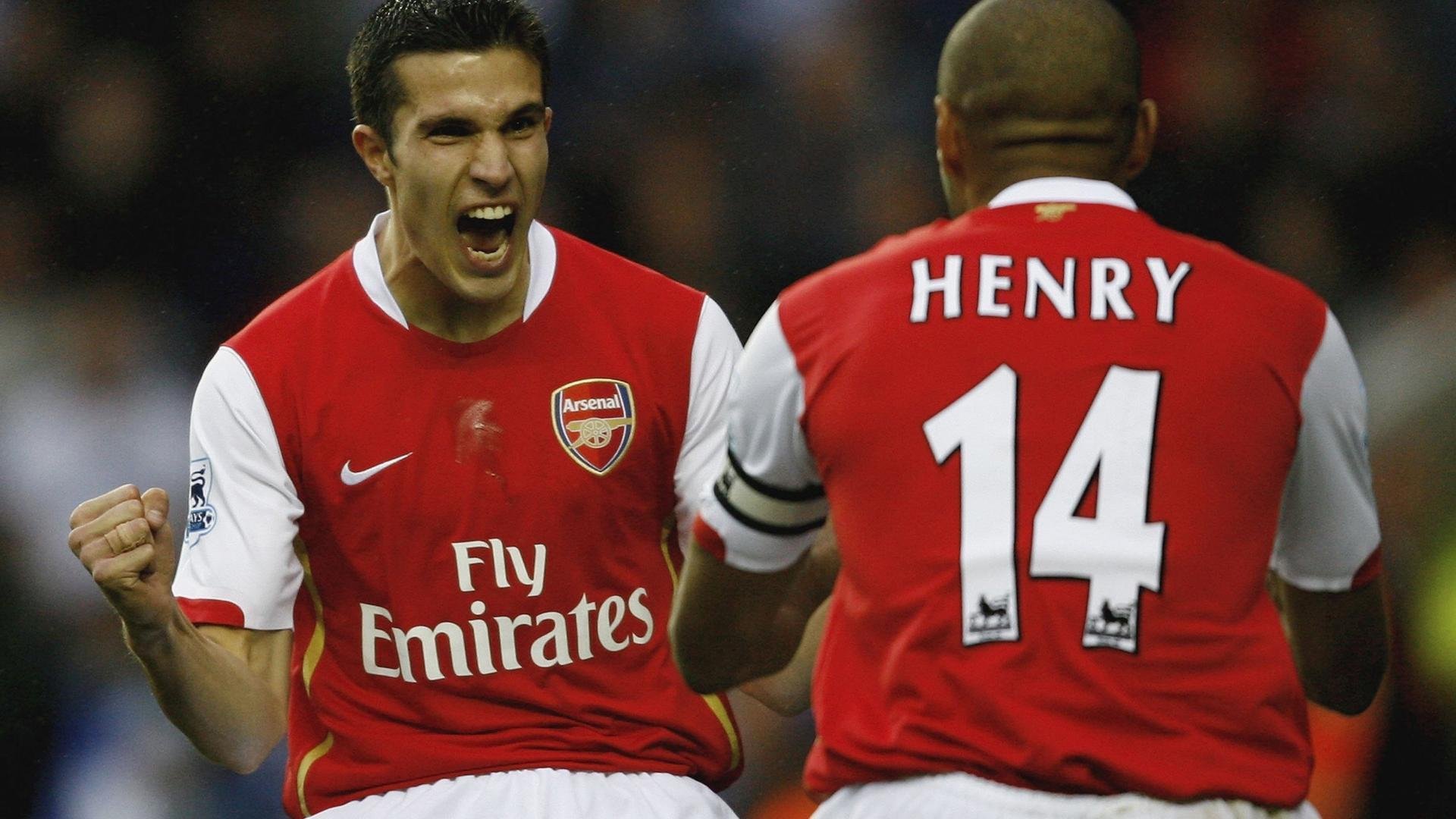 天才新星上演完美帽子戏法,助球队逆转夺冠